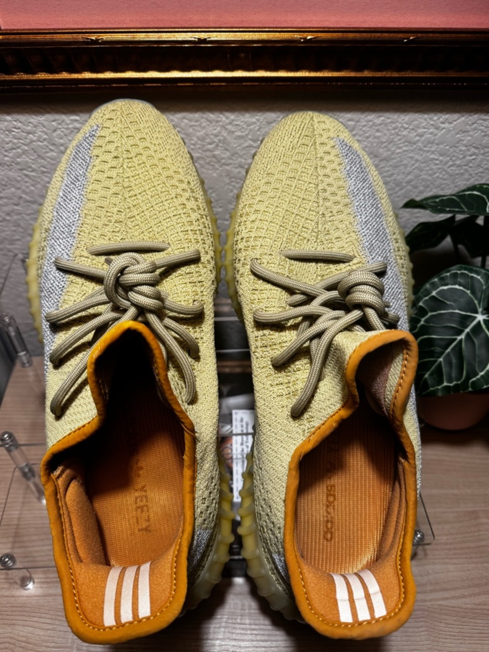 Adidas Yeezy Boost 350 V2 Marsh Size 11 Primeknit Yellow Gum Sole Sneakers